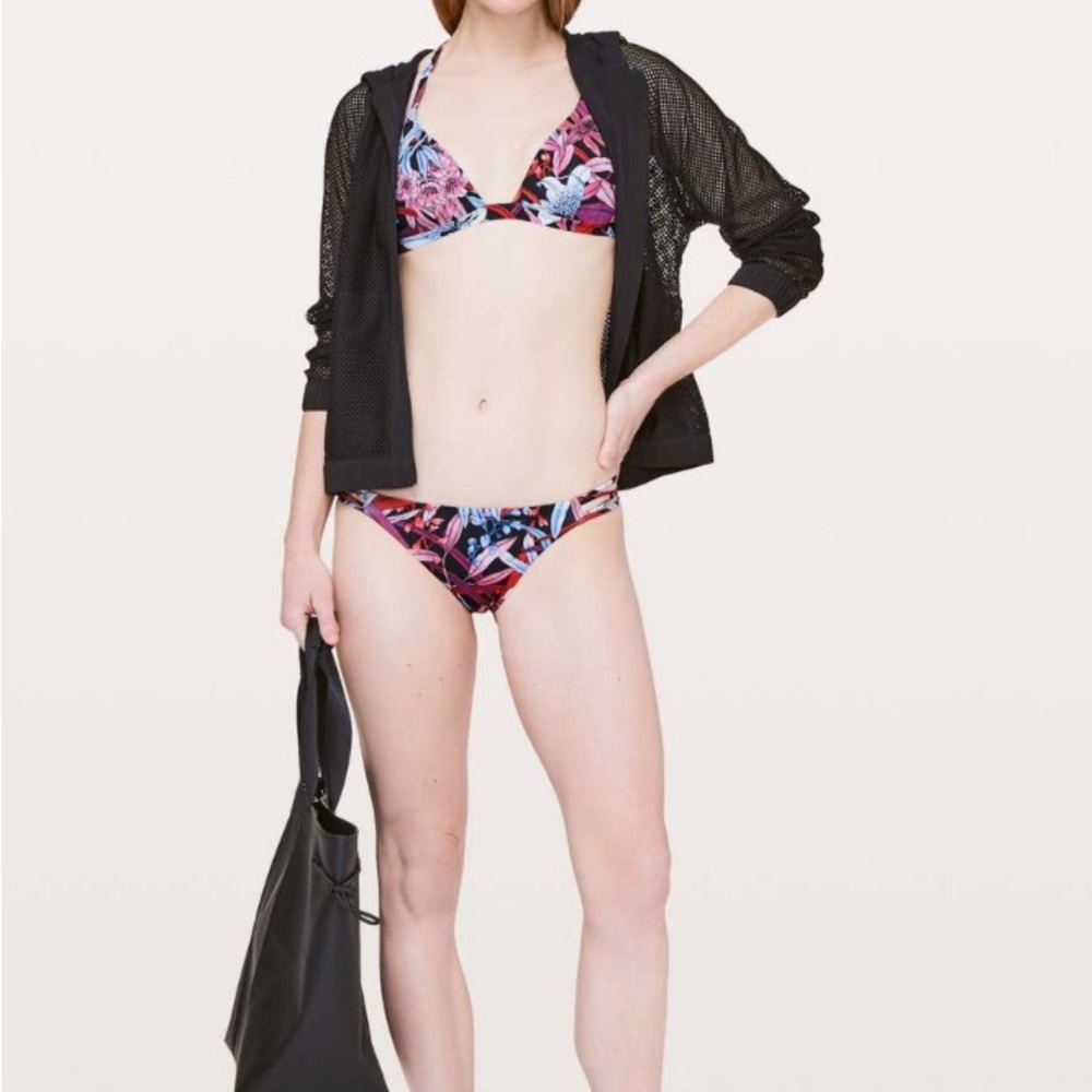 Lululemon Shoreline Bikini Bottom Lush Lillies Multi NWT